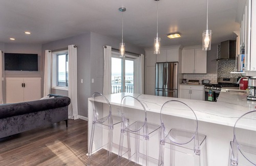 Geneva Cabaña | Lake Life: Wine Country y Lake Living