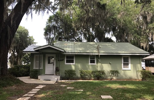 Melrose Casa | Lago que vive cerca de Gainesville, UF Health y University of Florida