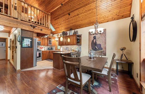 Branson Casa | Lake Lodge 4-bedroom private setting