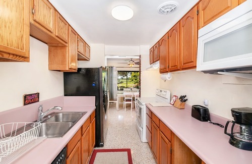 Fairvilla Casa | Lake Lucy Waterfront Home with BBQ & Jon Boat