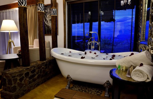 Mto wa Mbu Cabina | Lake Manyara Kilimamoja Lodge