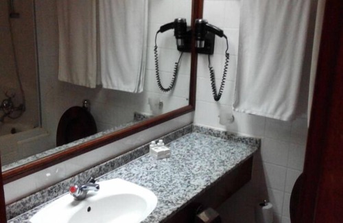 Lake Manyara National Park Cabina | Lake Manyara Wildlife Lodge