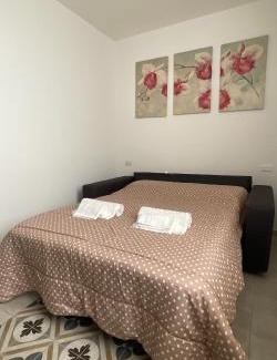 Somma Lombardo Apartamento | Lake Maggiore Blu - Milan and airport 7 min
