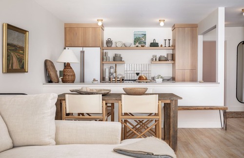 Glen Arbor Casa | Lake Michigan Beachfront Luxury Condo at The Homestead in Glen Arbor