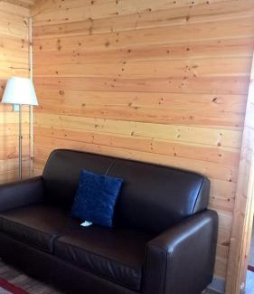 Nicolaus Complejo | Lake Minden Camping Resort Cottage 1