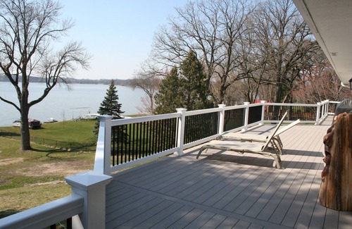 Excelsior Casa | Lake Minnewashta Home, Excelsior, MN