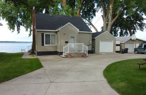 Glenwood Casa | Lake Minnewaska Home Glenwood Minnesota