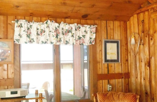 Lake City Casa | Lake Missaukee Beach Home in Lake City