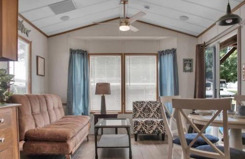 Bloomington Casa | Lake Monroe's Charming Villa