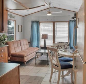 Bloomington Casa | Lake Monroe's Charming Villa
