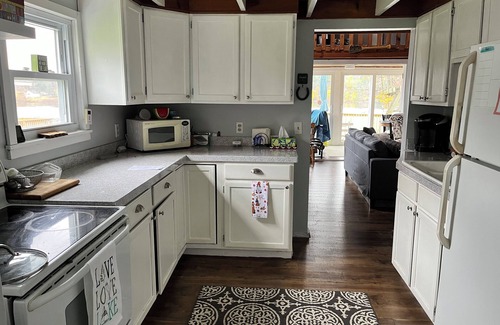 Hamilton Casa | Lake moraine 3 bedroom home by Colgate University