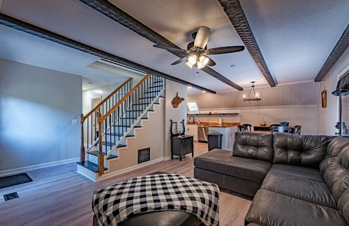 Drennen Casa | Lake Mountain Retreat
