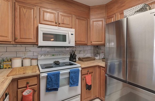 Chapin Casa | Lake Murray Escape with private boat launch & dock