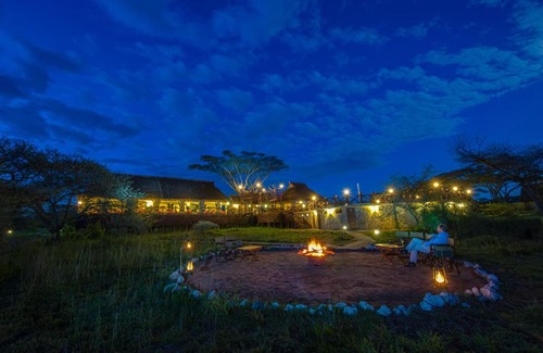 Sinoni Cabina | Lake Ndutu Luxury Tented Lodge