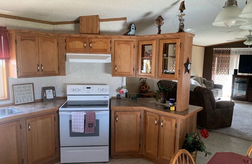 Pierre Casa | Lake Oahe at Spring Creek