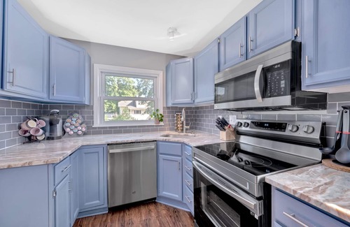 Lake Orion Casa | Lake Orion Lakefront Vacation Home