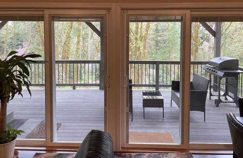 Palisades Apartamento | Lake Oswego apt with private/separate entrance & lake access!