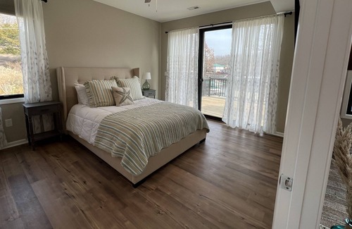 Lake Ozark Chalet De Esquí | Lake Ozarks “Castaway Cove” - New Lake Front Home