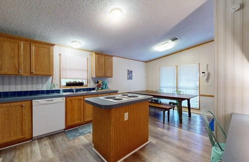 Seguin Casa | Lake Placid Waterfront/Sleeps 10