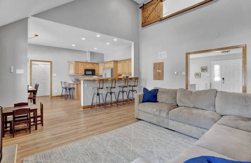 Jim Thorpe Cabaña | Lake + Pool Access! Playroom, Game Room, Fire Pit + Finished Basement