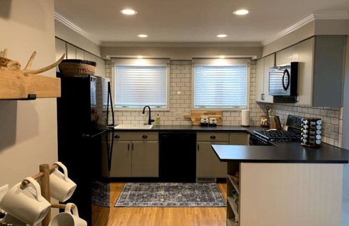 Ironwood Casa | Lake Rd Abode-Game Rm-Central AC-Close to Trails/Lakes