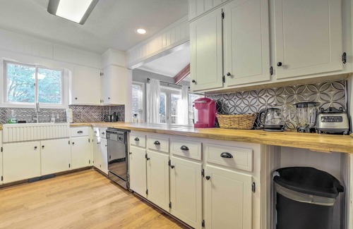 Olivia Cabaña | Lake Retreat in Carolina Trace w/ Resort Amenities