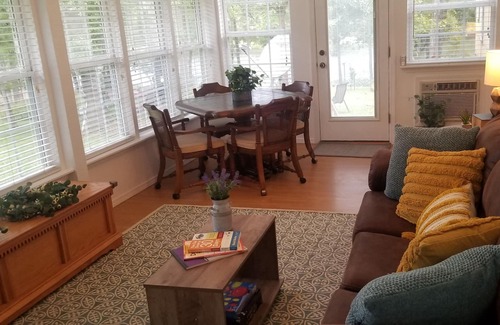 Mineola Casa | Lake Retreat on Lake Holbrook