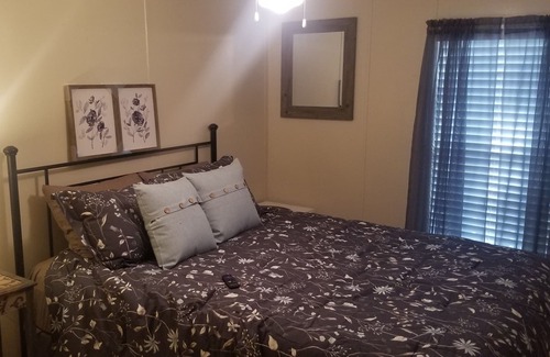 Mineola Casa | Lake Retreat on Lake Holbrook