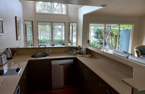 Emerald Beach Cabaña | Lake Russell Lakeside Retreat- Monet Cottage