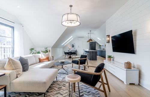Barrie Apartamento | Lake Simcoe Loft 1BRD Full Bath WIFI Netflix AC