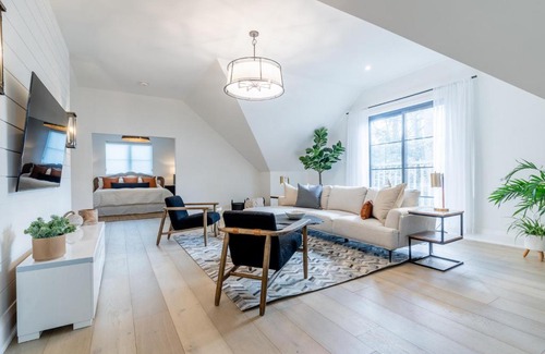 Barrie Apartamento | Lake Simcoe Loft with Beach Access
