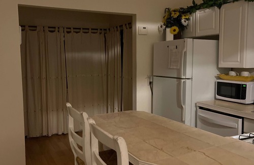 Miller Beach Cabaña | Lake Street Beach Home-Un corto alcance a la playa!