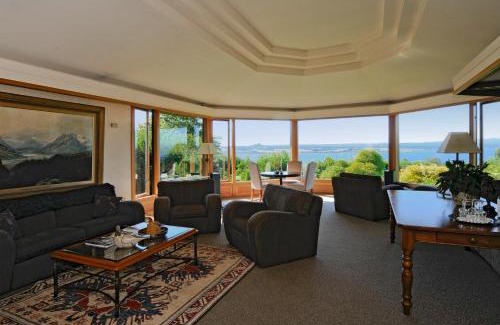 Acacia Bay Cabina | Lake Taupo Lodge