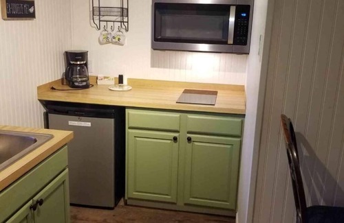 Mead Cabina | Lake Texoma cabin Sunshine Suite
