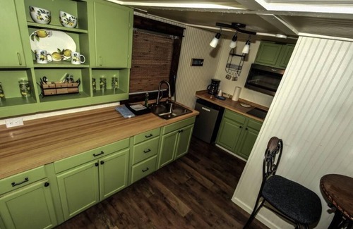 Mead Cabina | Lake Texoma cabin Sunshine Suite