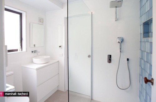 Wallaga Lake Casa | TERAPIA DEL LAGO: 1 Fairhaven Point Way- Posición tranquila junto al lago