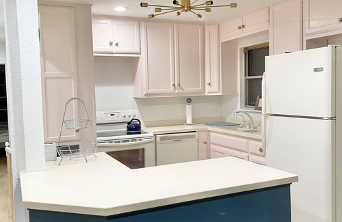 Jonestown Casa | Lake Travis Bungalow in Jonestown