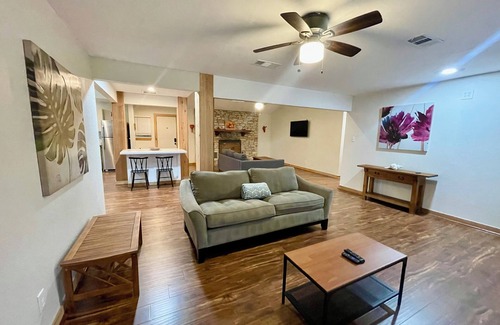 Hudson Bend Casa | Lake Travis Home, waterfront property, 4 bed 3 bath, Austin