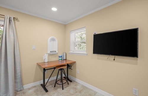 Volente Apartamento | Lake Travis Studio near Volente