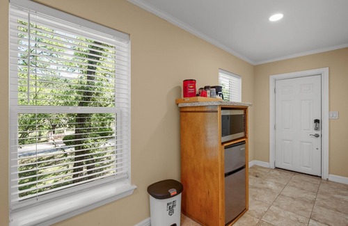Volente Apartamento | Lake Travis Studio near Volente