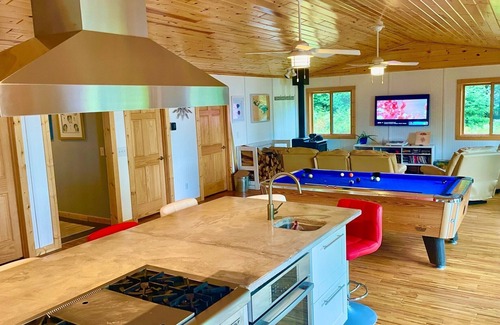 Cook Cabina | Lake Vermilion Waterfront Cabin with Amazing Sunrise View