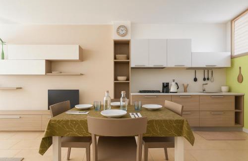 Sarnico Apartamento | LAKE VIEW 20 - free wi-fi - just 50 meters from the lake