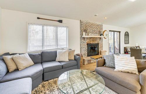 Whitehall Casa | Lake View and Deck Group Getaway in Whitehall!
