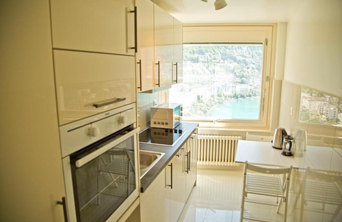 Montreux City Centre Apartamento | Lake View Apartment with Terrace
