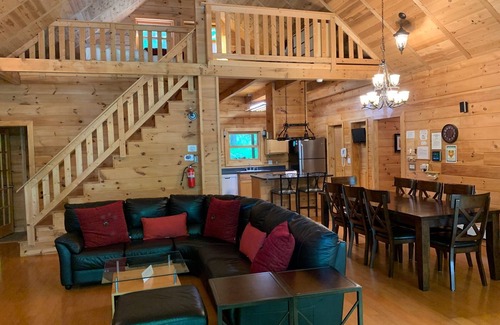Alpine Lake Chalet De Esquí | Chalet con vista al lago en Alpine Lake Resort
