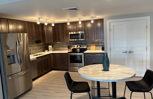 Canandaigua Condominio | Lake view condo on Canandaigua Lake