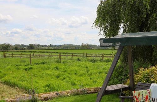 Market Drayton Casa | Lake View Cottage