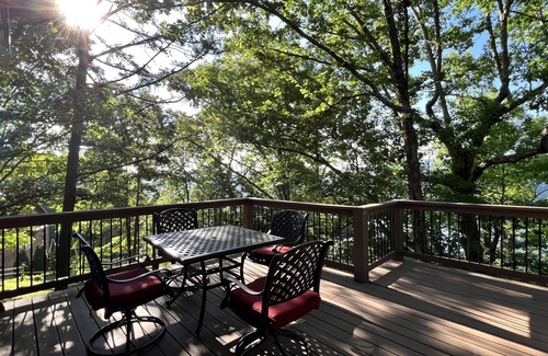 Sloans Valley Cabina | LAKE VIEW- Cozy log cabin close to everything