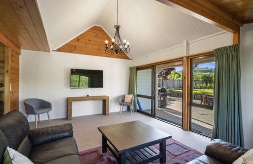 Hamurana Casa | Lake View Haven @ Hamurana