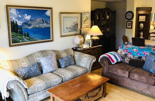 East Kootenay Casa | Casa con vista al lago con muelle - A pasos de la playa de Windermere